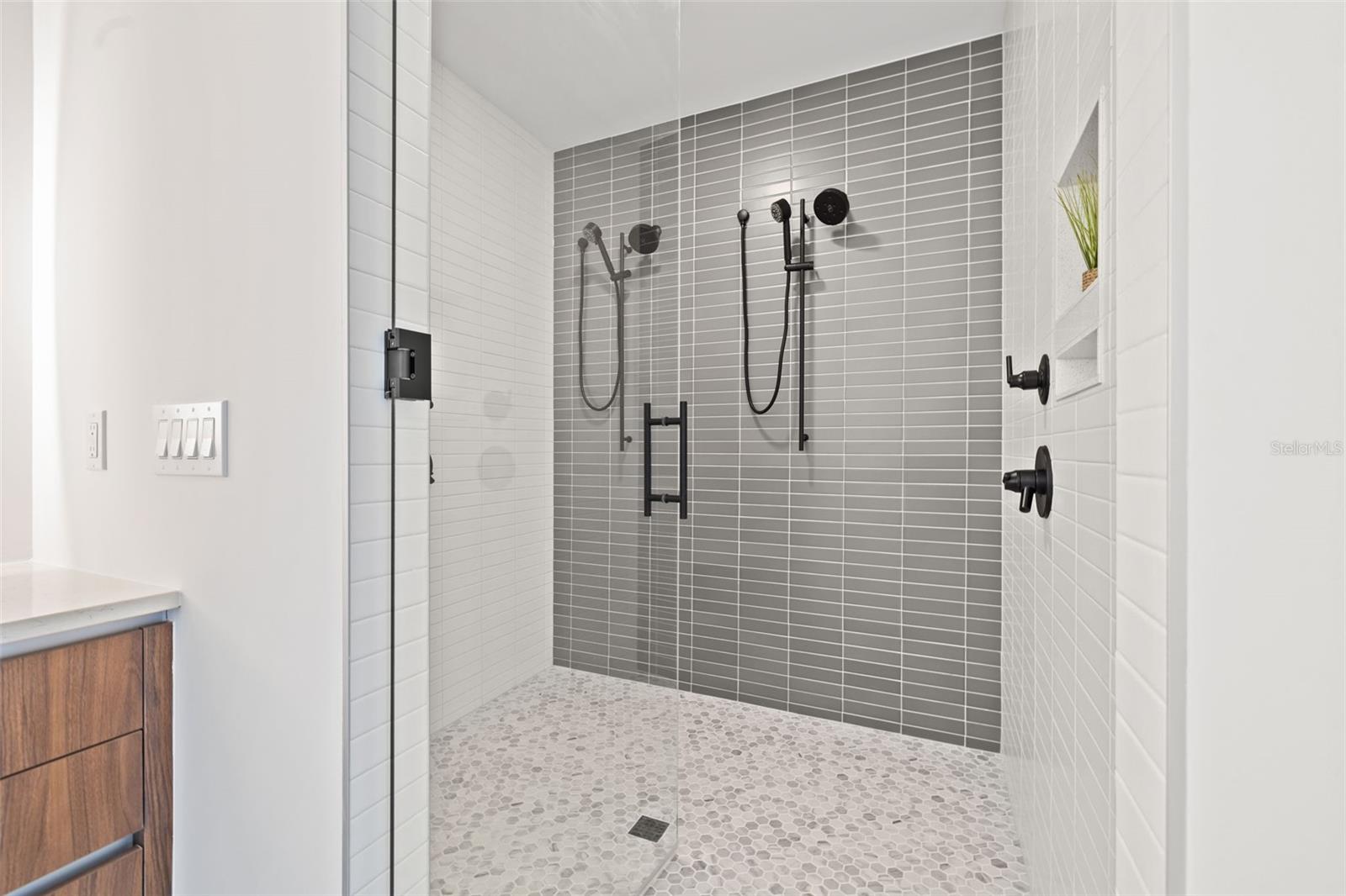 777 3RD AVE N #805 — photo 25