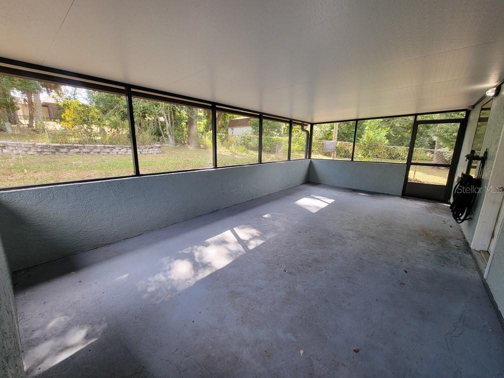 11633 FOX RUN — photo 3