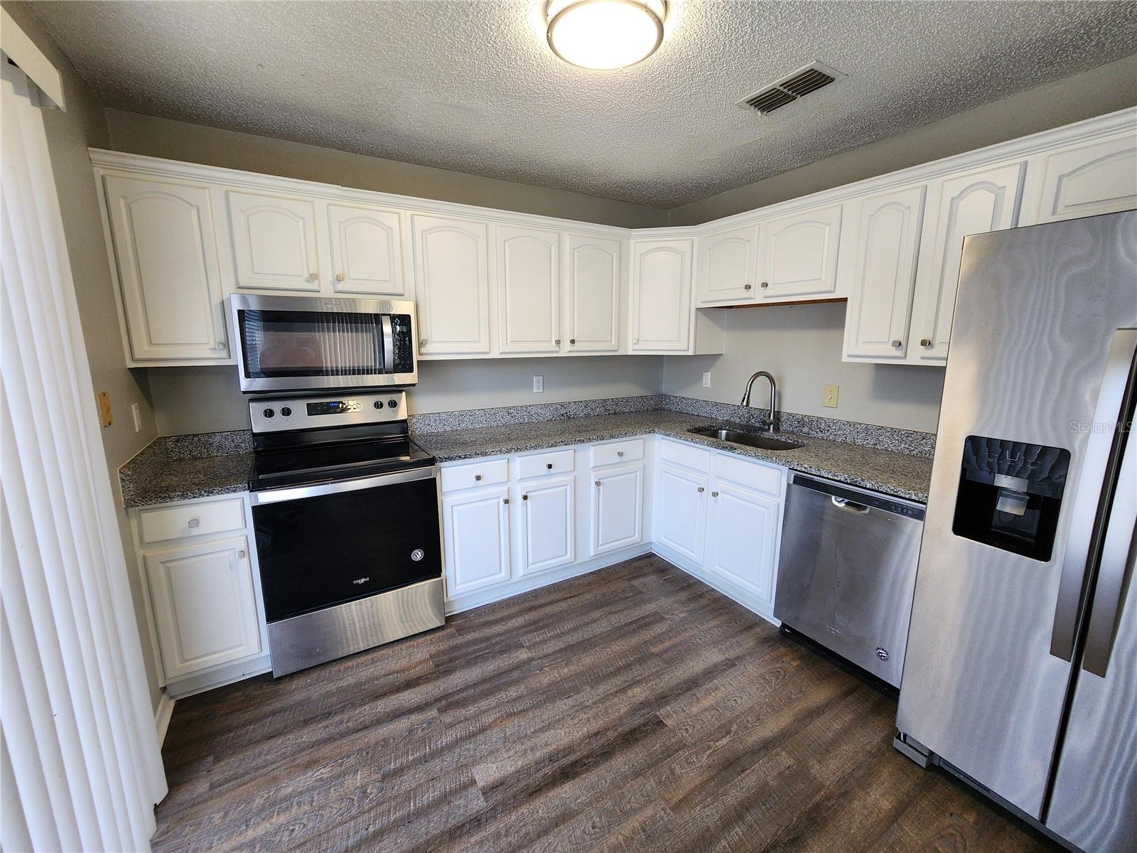 Home in TEMPLE TERRACE — photo 12