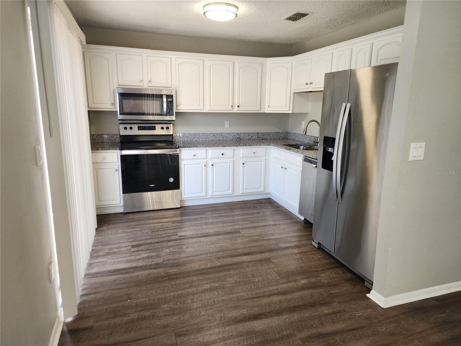 Home in TEMPLE TERRACE — photo 8