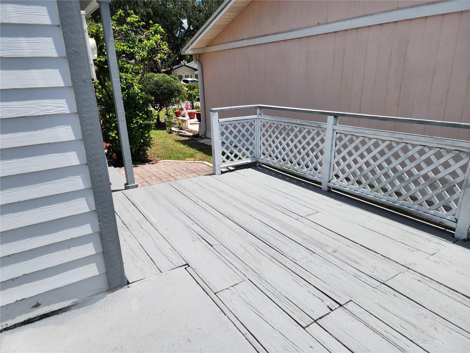Home in TEMPLE TERRACE — photo 6