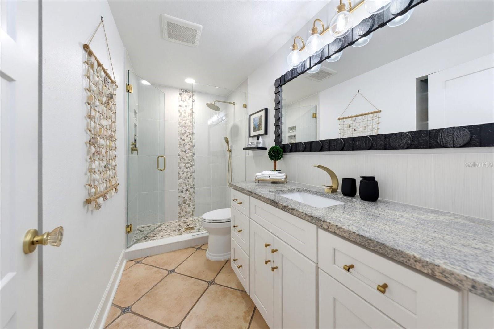 407 HARBOR VIEW LN — photo 21