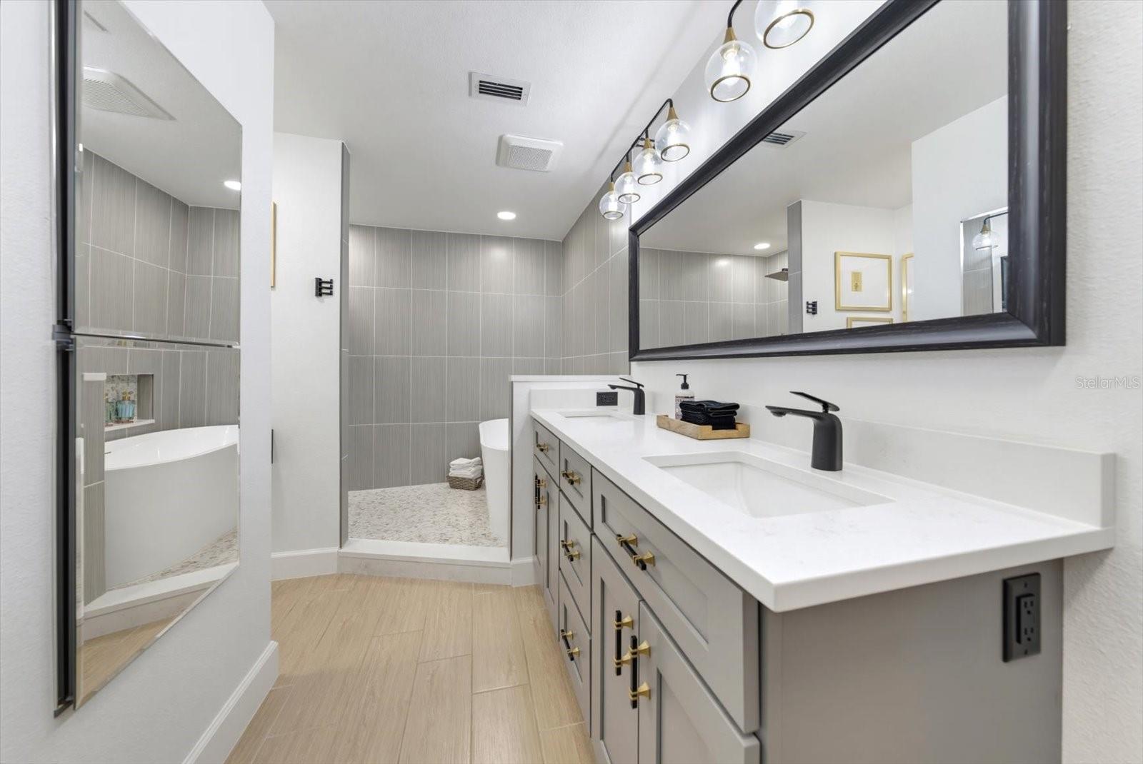 407 HARBOR VIEW LN — photo 17