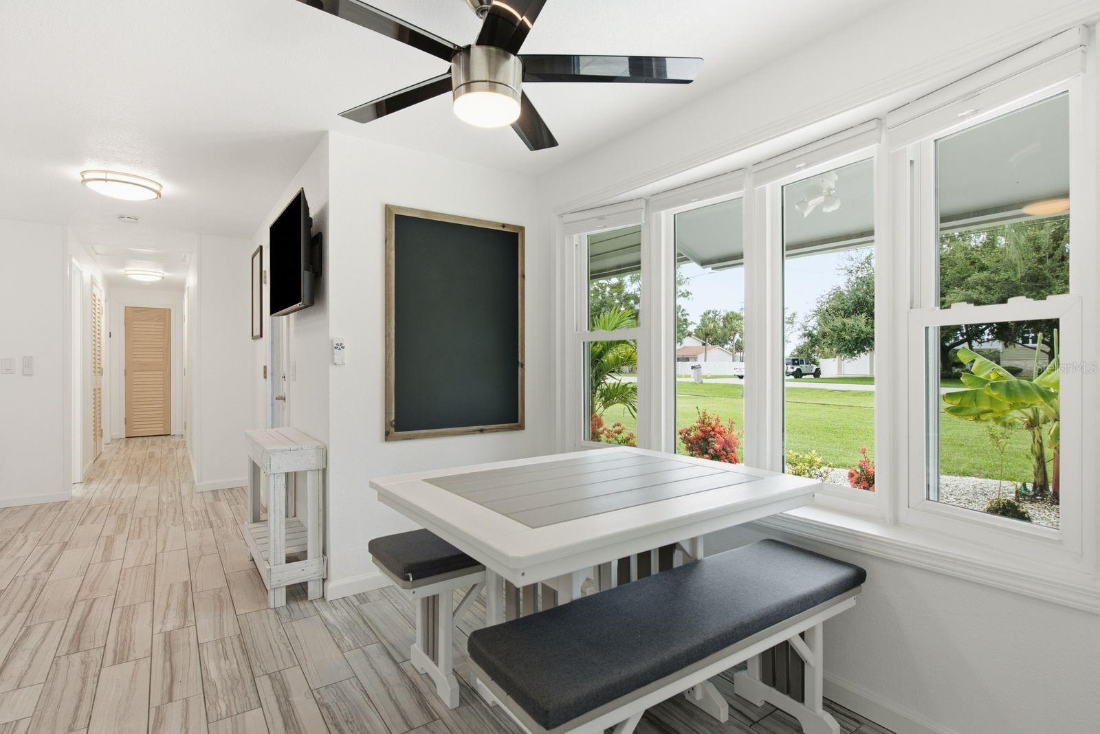 601 SHORE DR E — photo 11