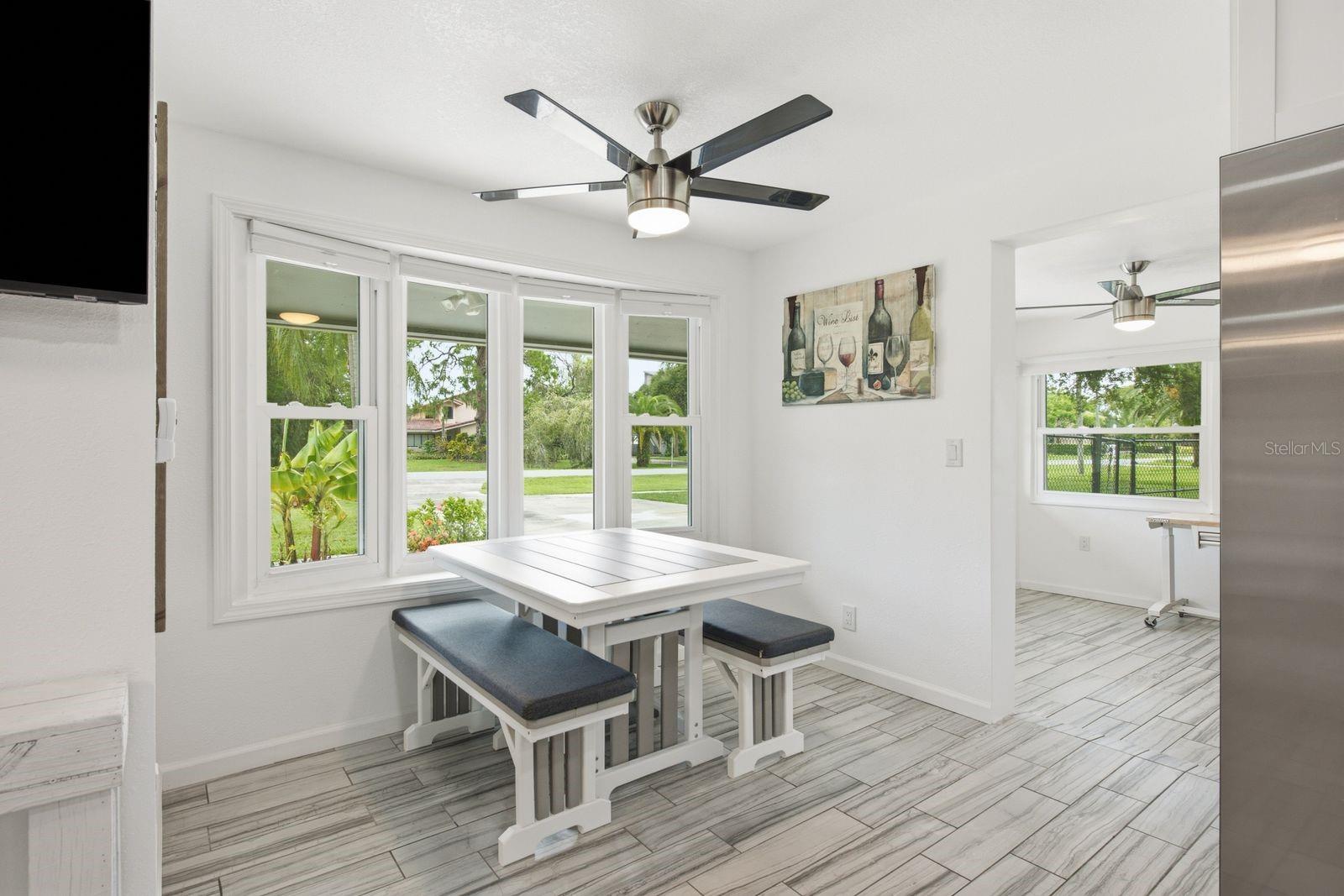 601 SHORE DR E — photo 10