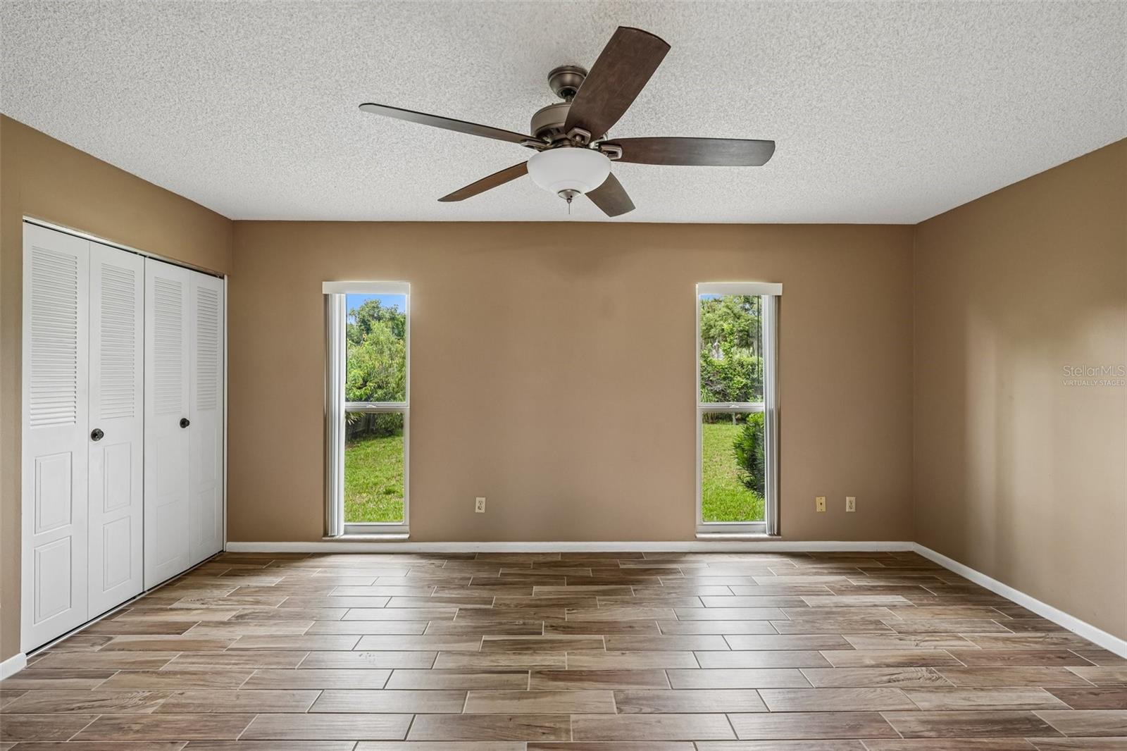 3718 SAND PEBBLE DR — photo 20
