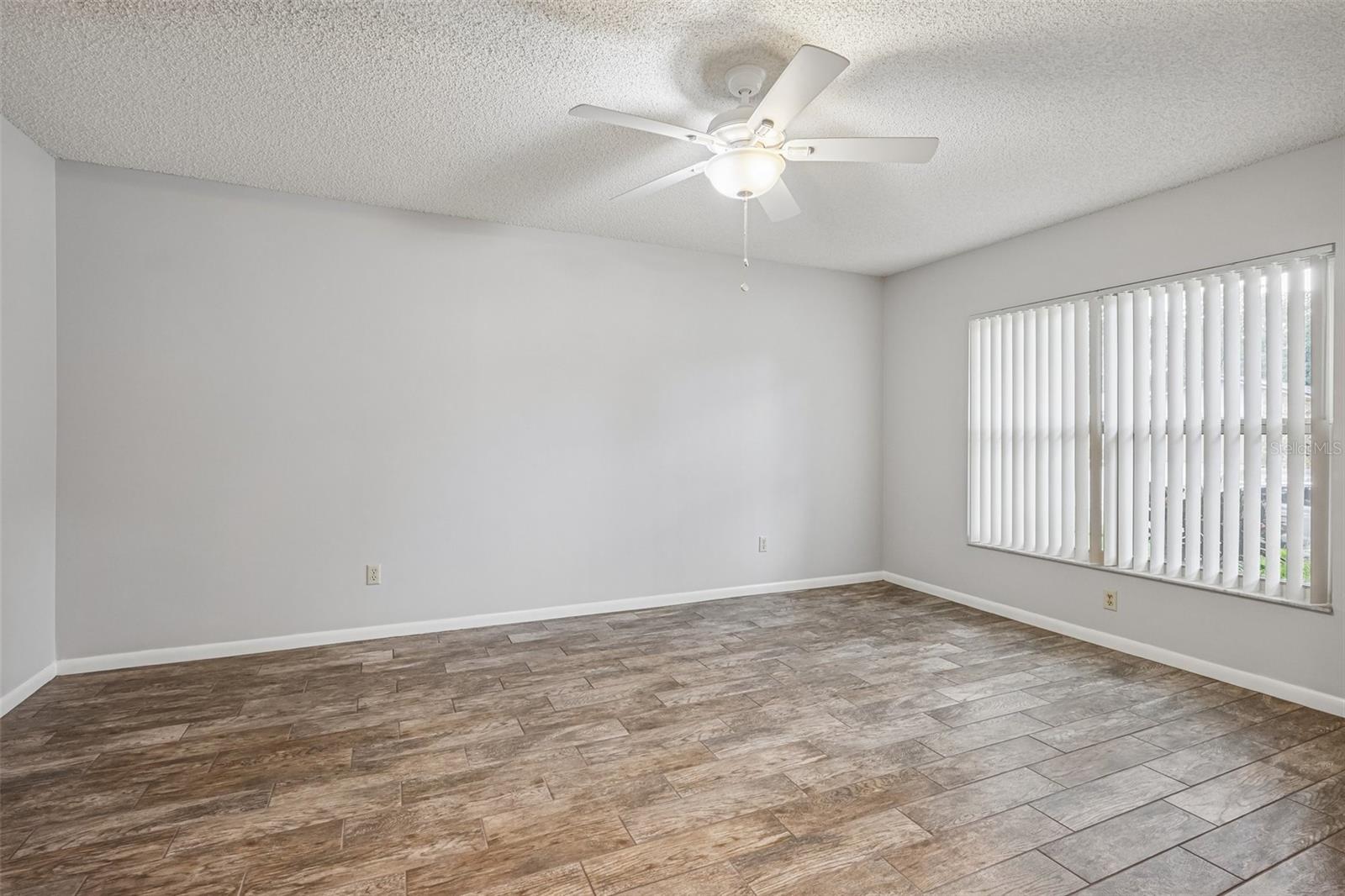 3718 SAND PEBBLE DR — photo 16