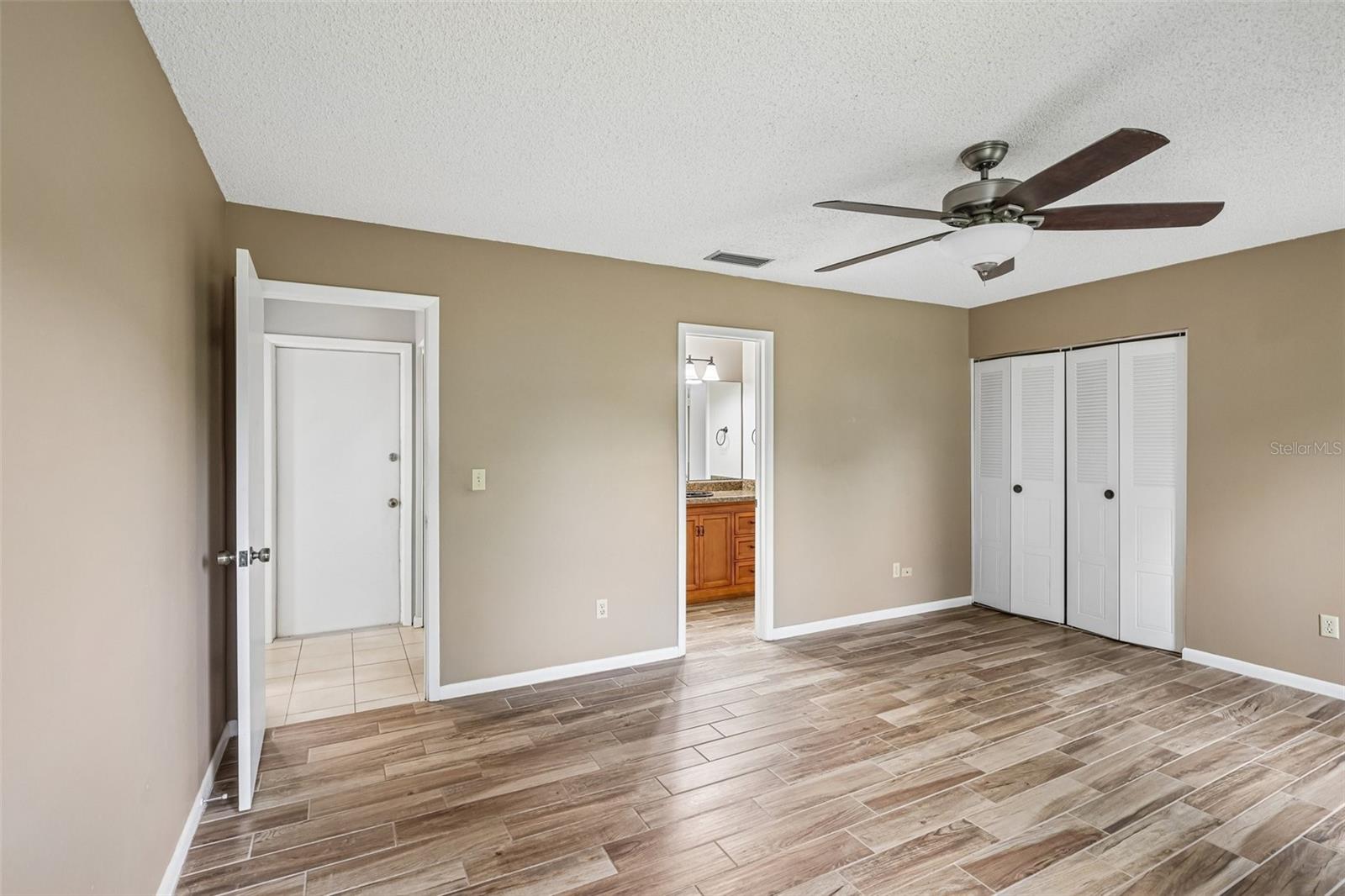 3718 SAND PEBBLE DR — photo 19