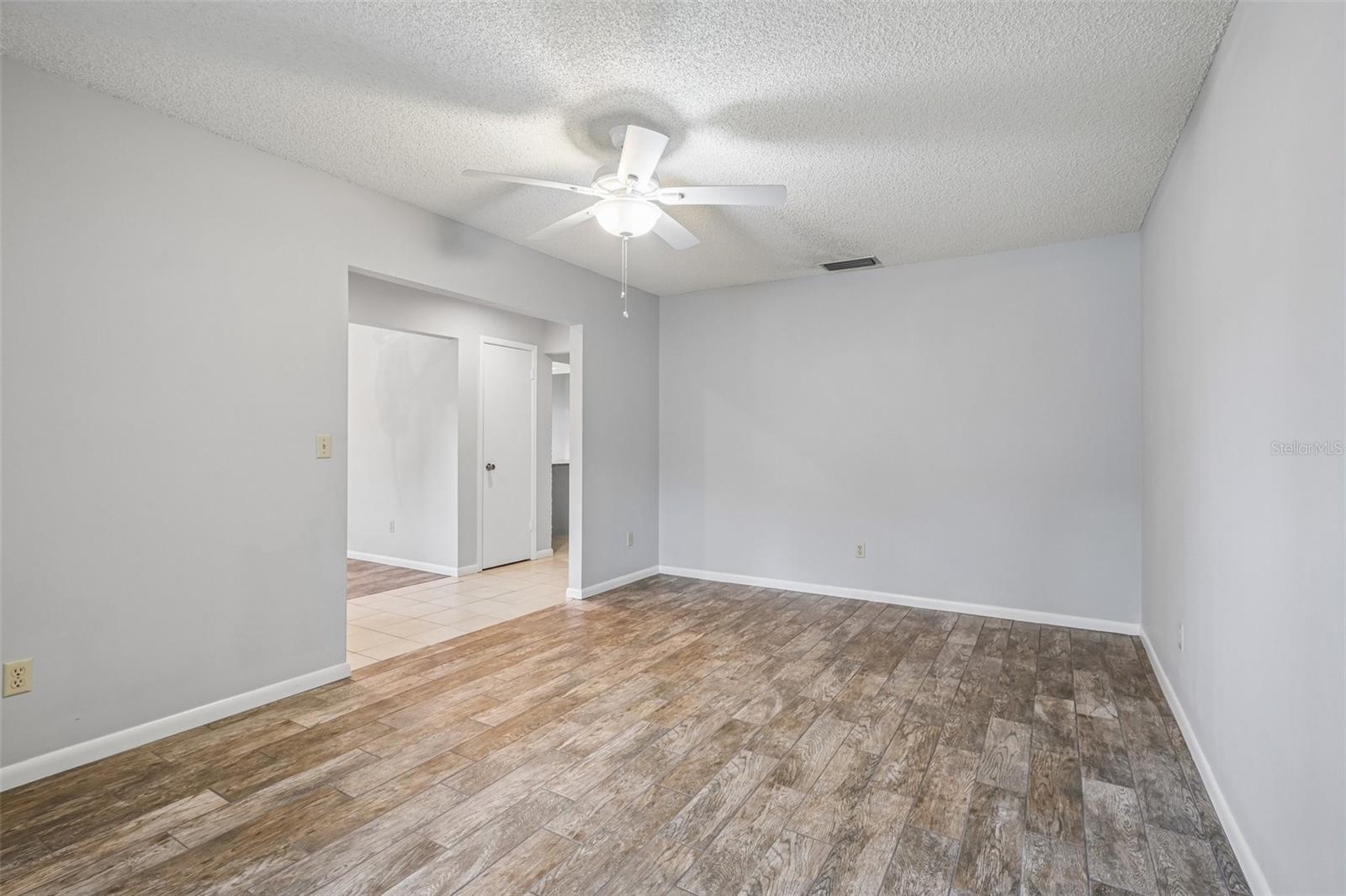 3718 SAND PEBBLE DR — photo 17