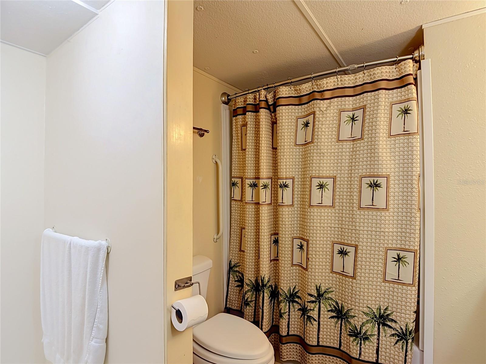 39032 OLA AVE — photo 20
