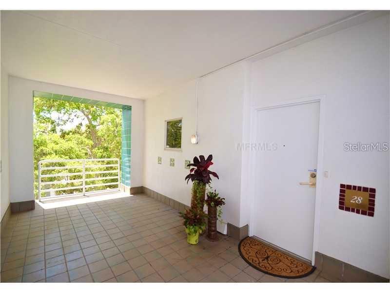 4950 BAYSHORE BLVD #28 — photo 4