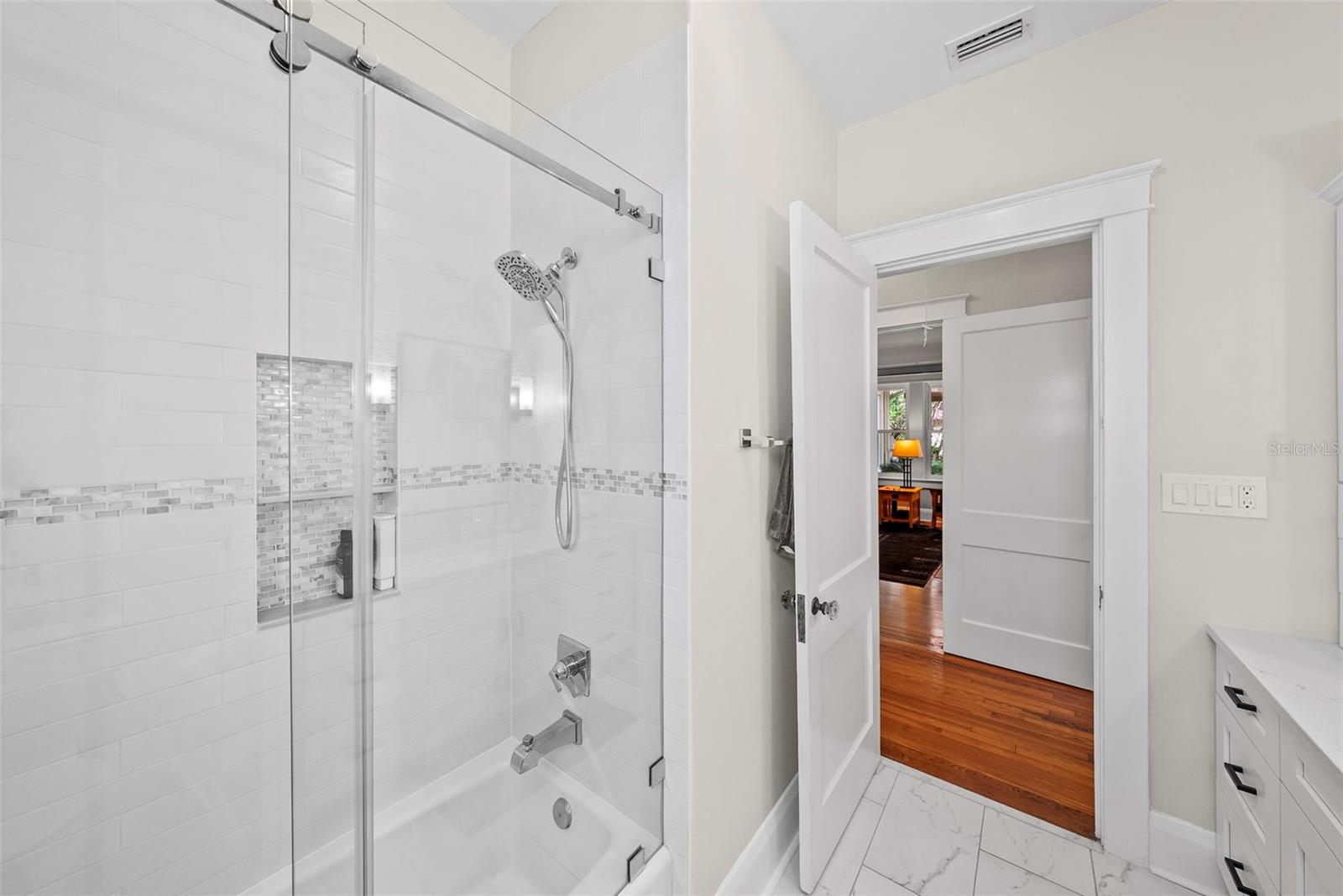2915 W ANGELES ST — photo 22