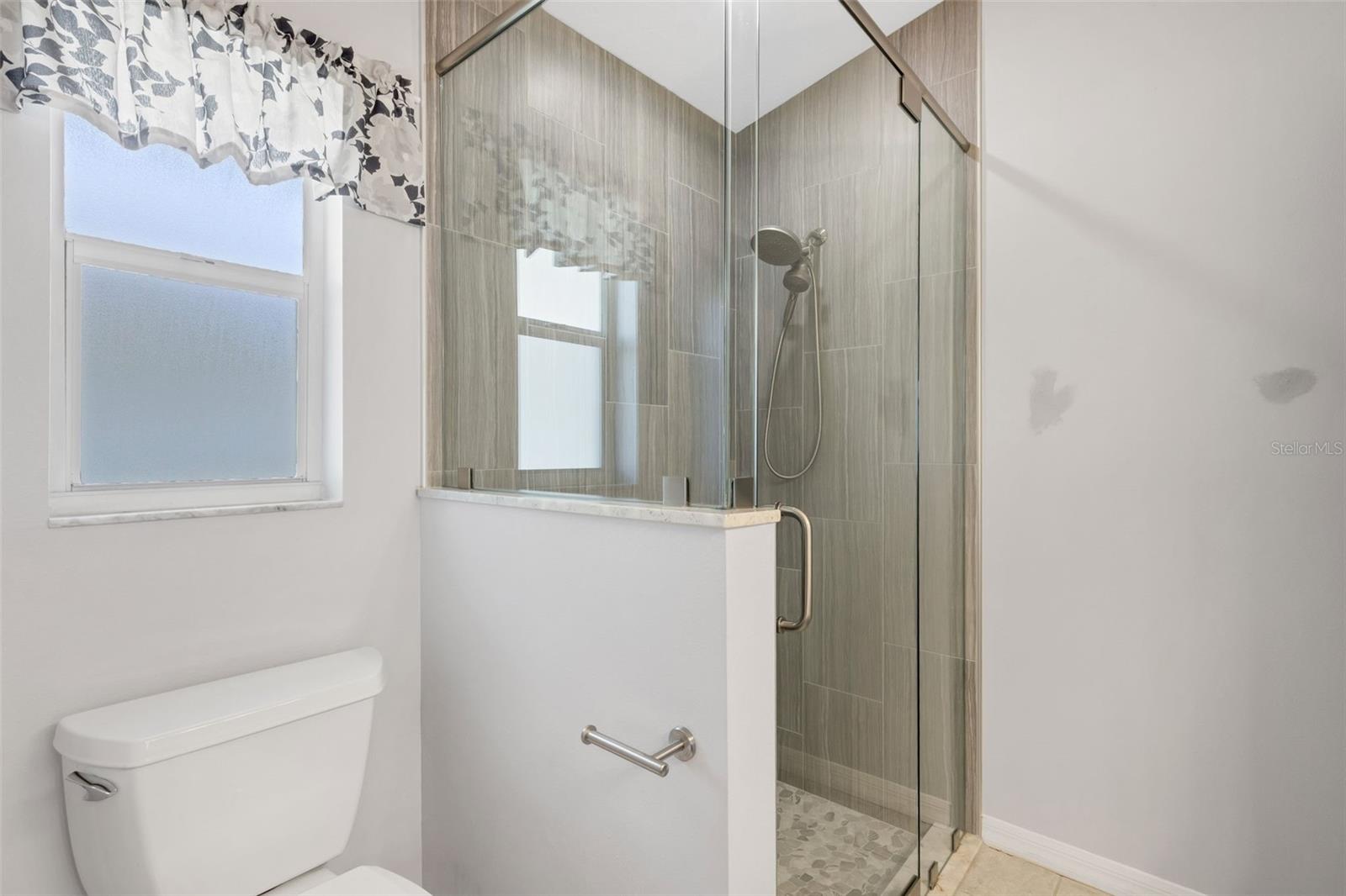 4430 FERN DR — photo 37