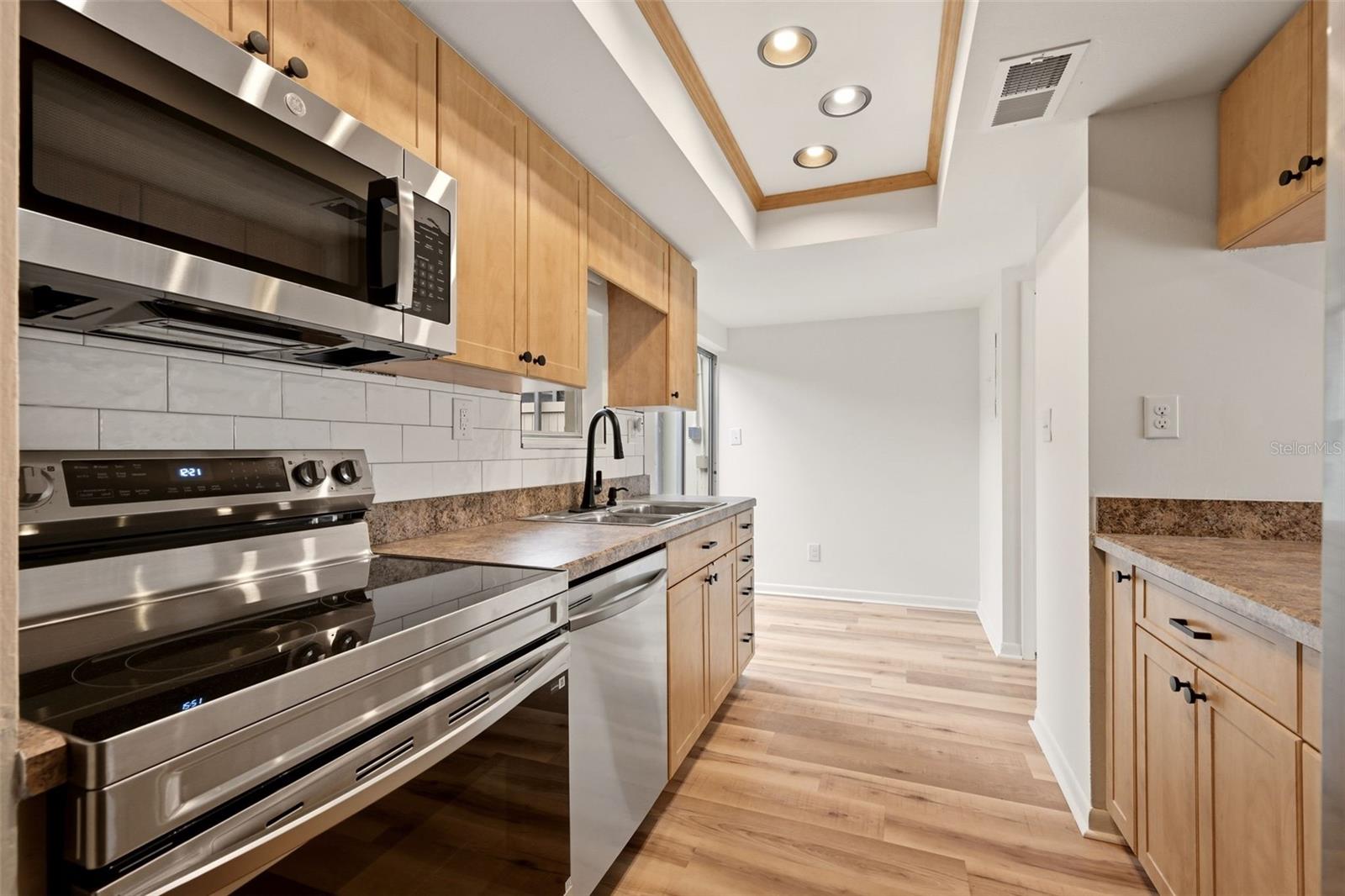 7906 TANGERINE DR — photo 6