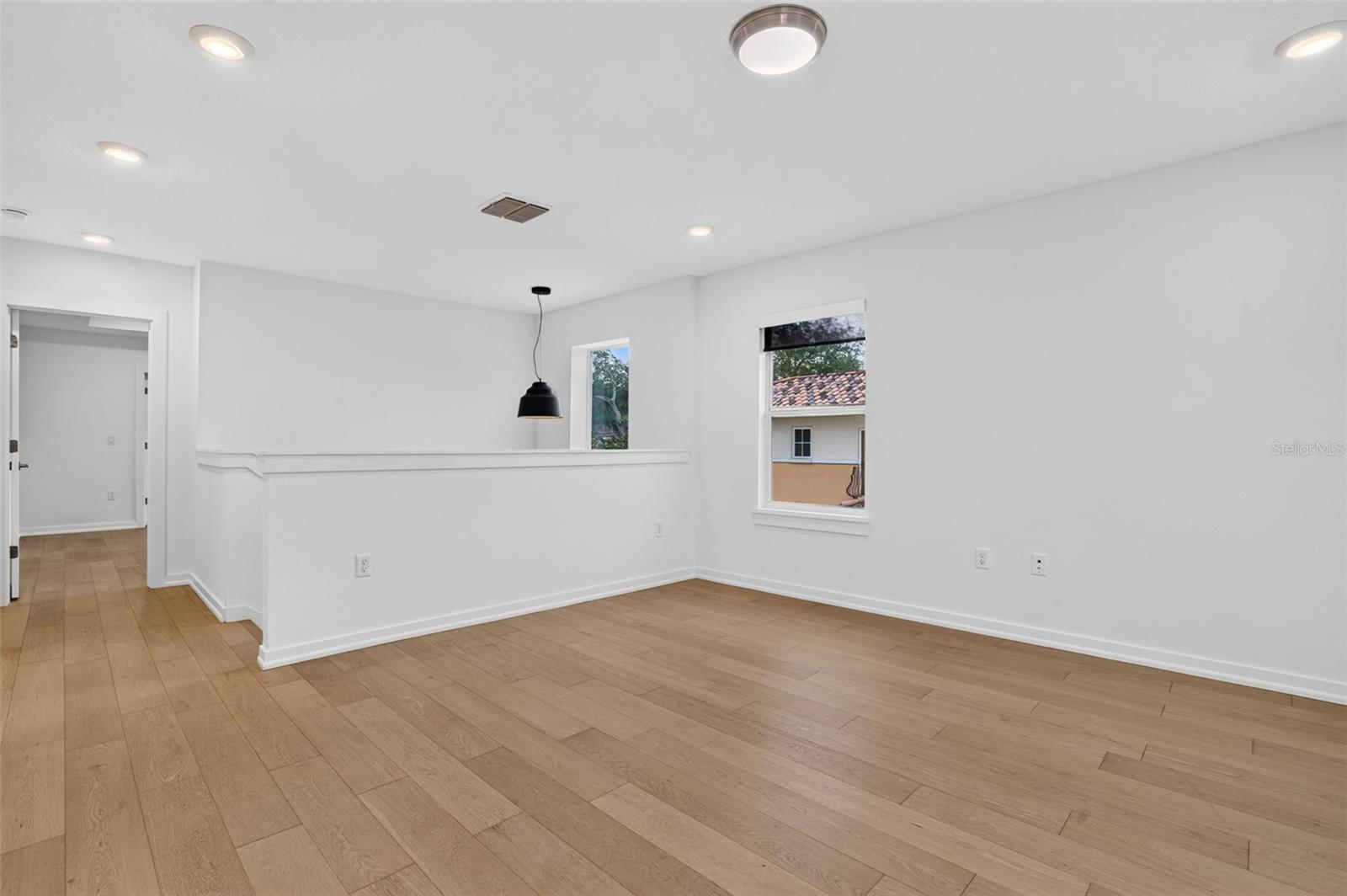 5818 1/2 S 6TH ST — photo 15