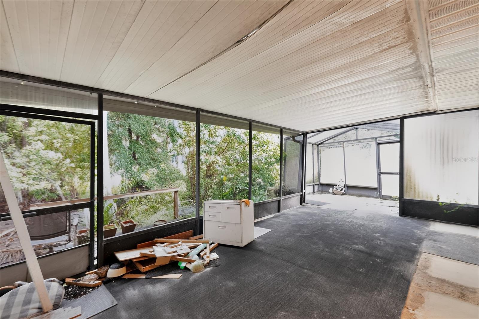 3205 LAUREL DALE DR — photo 32