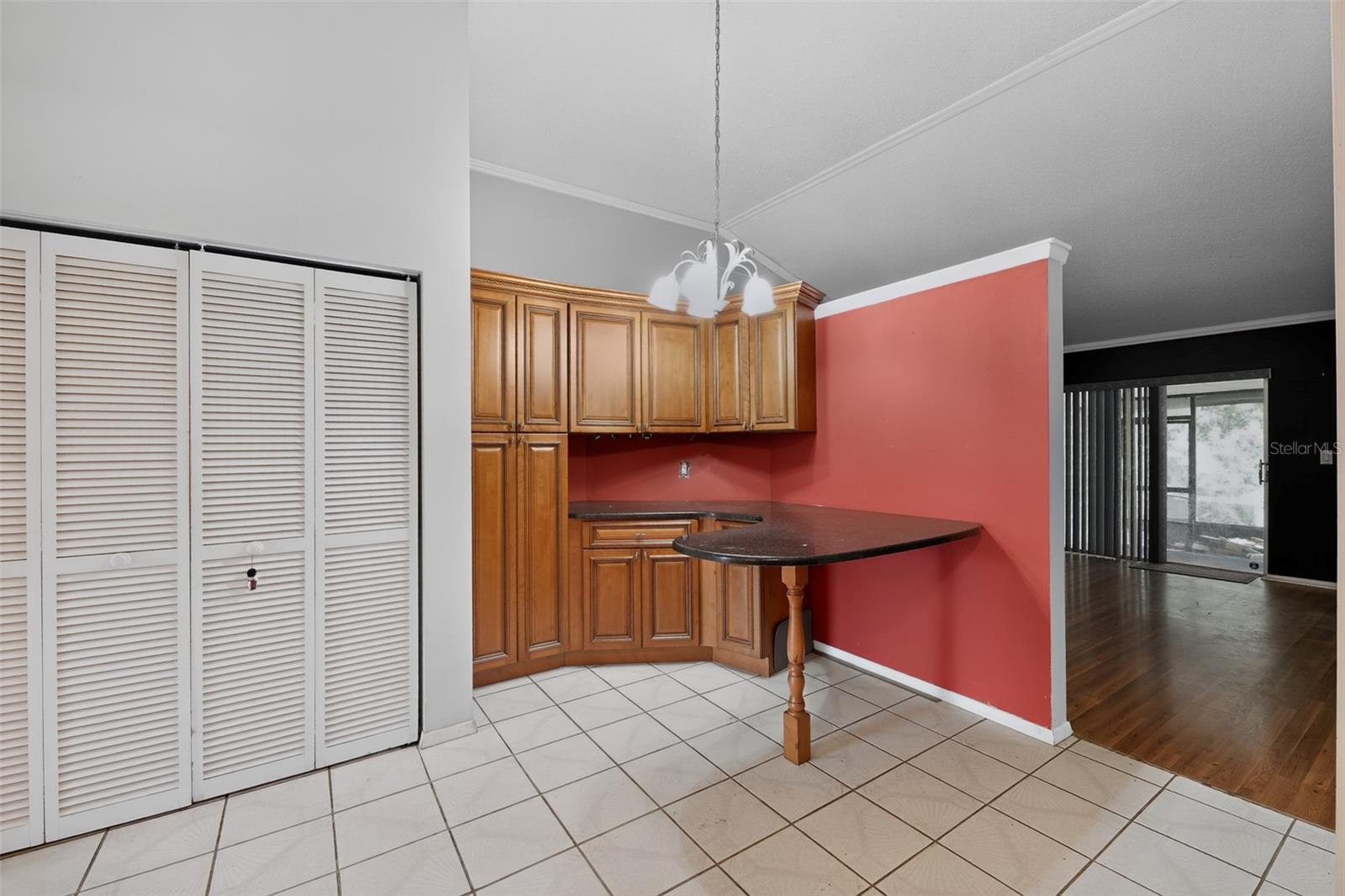 3205 LAUREL DALE DR — photo 7