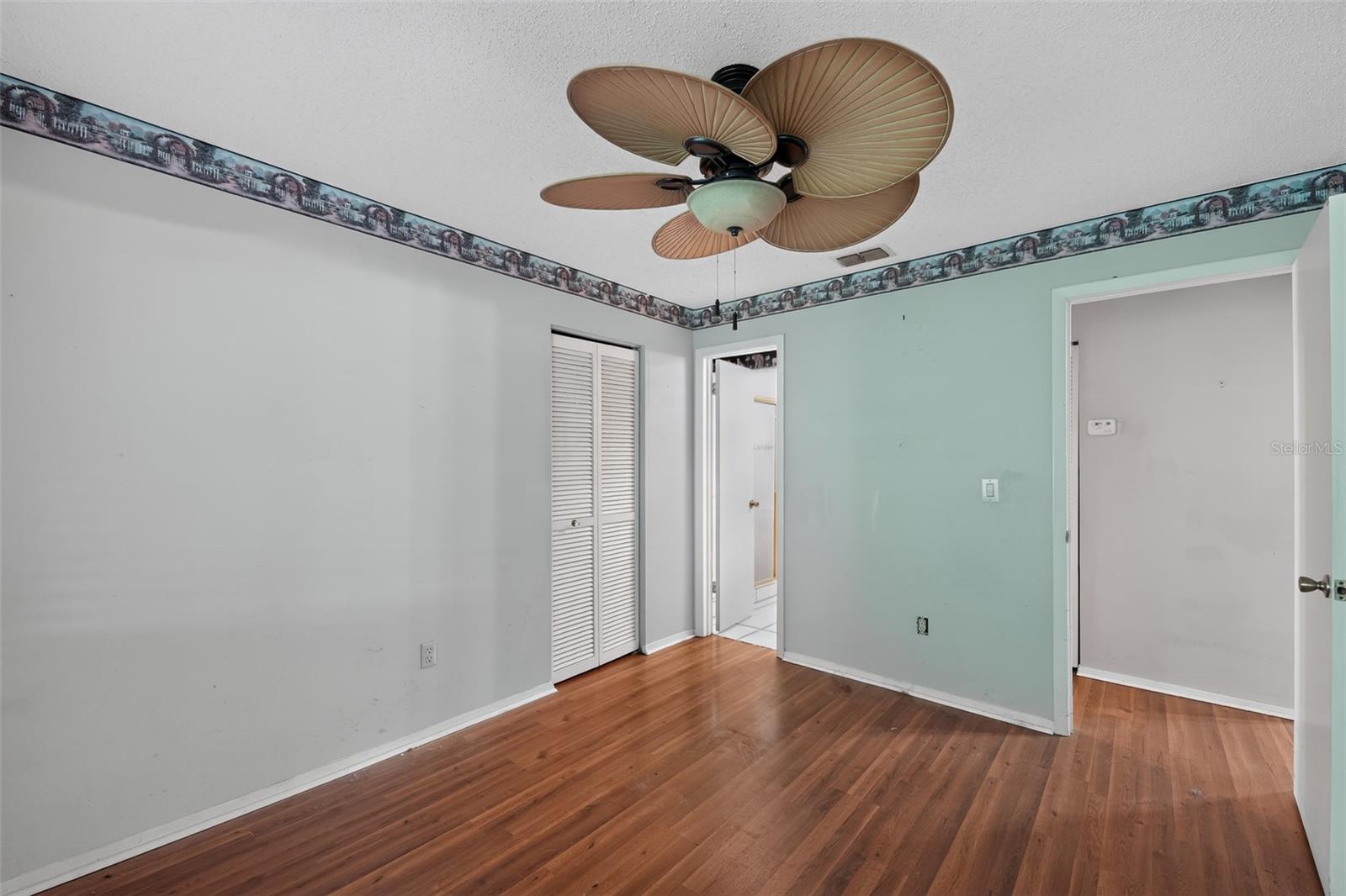 3205 LAUREL DALE DR — photo 17