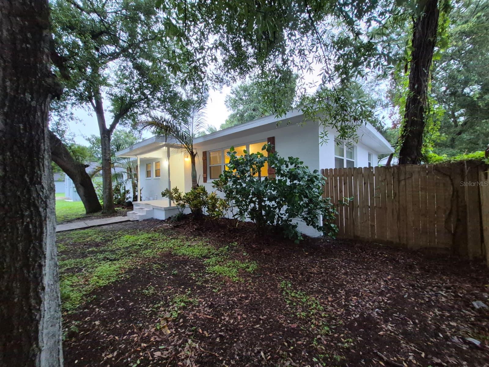 14857 SUNSET ST — photo 2