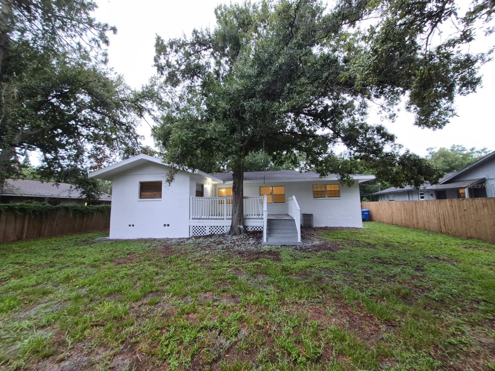 14857 SUNSET ST — photo 14
