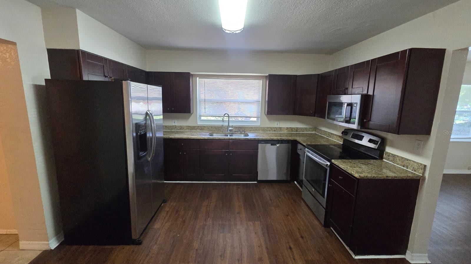 14857 SUNSET ST — photo 7