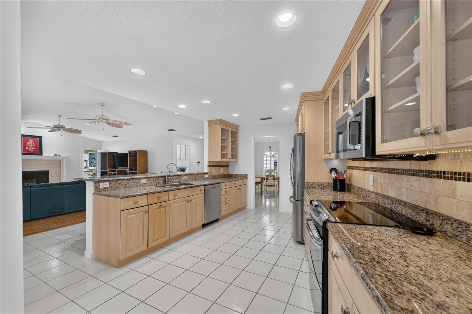 14015 SHADY SHORES DR — photo 11