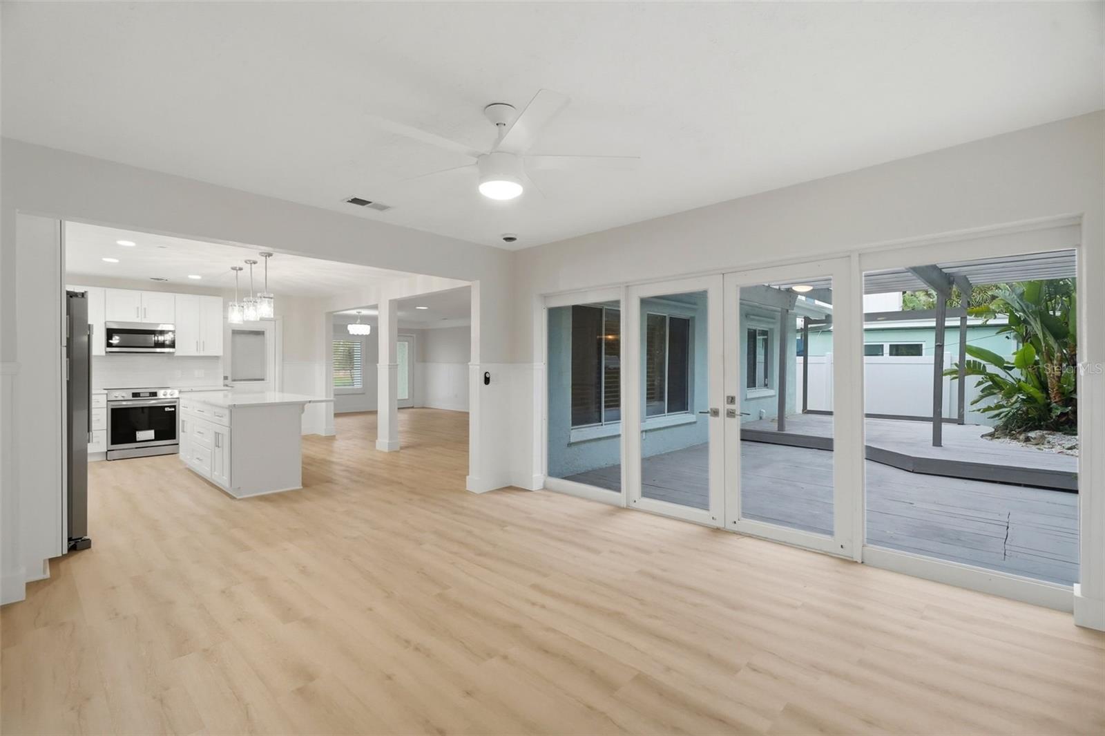 15814 3RD ST E — photo 10