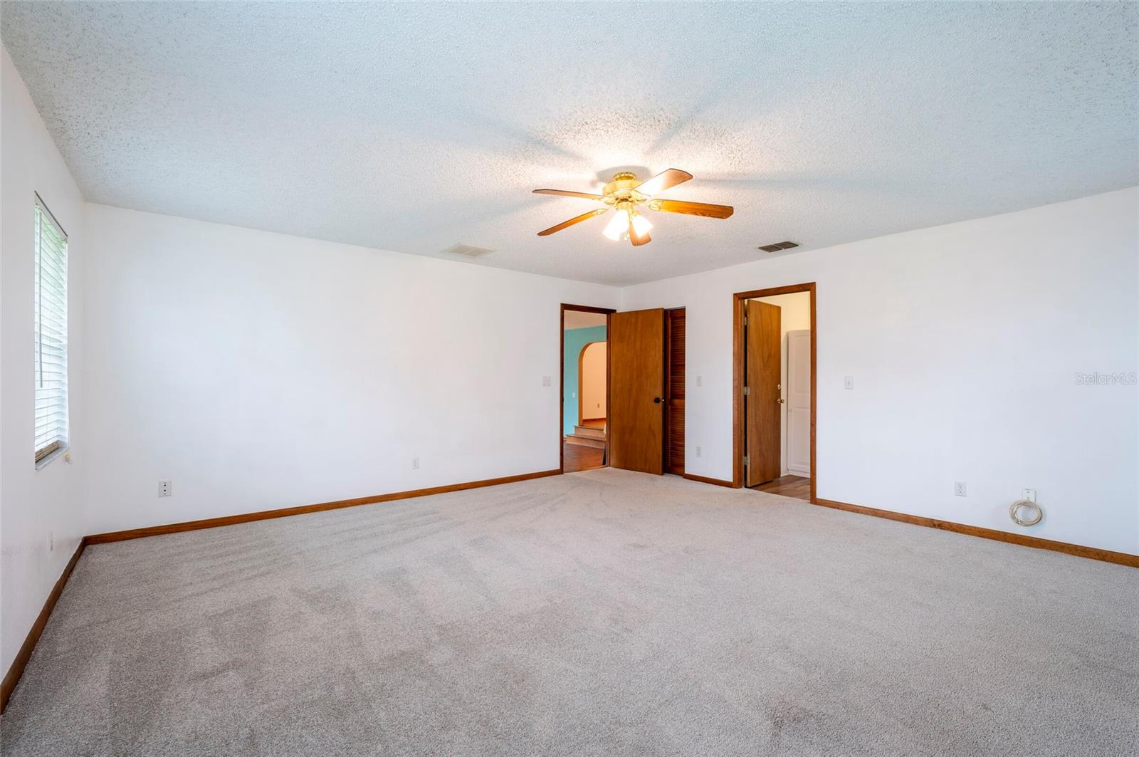 12055 MURRAY AVE — photo 22