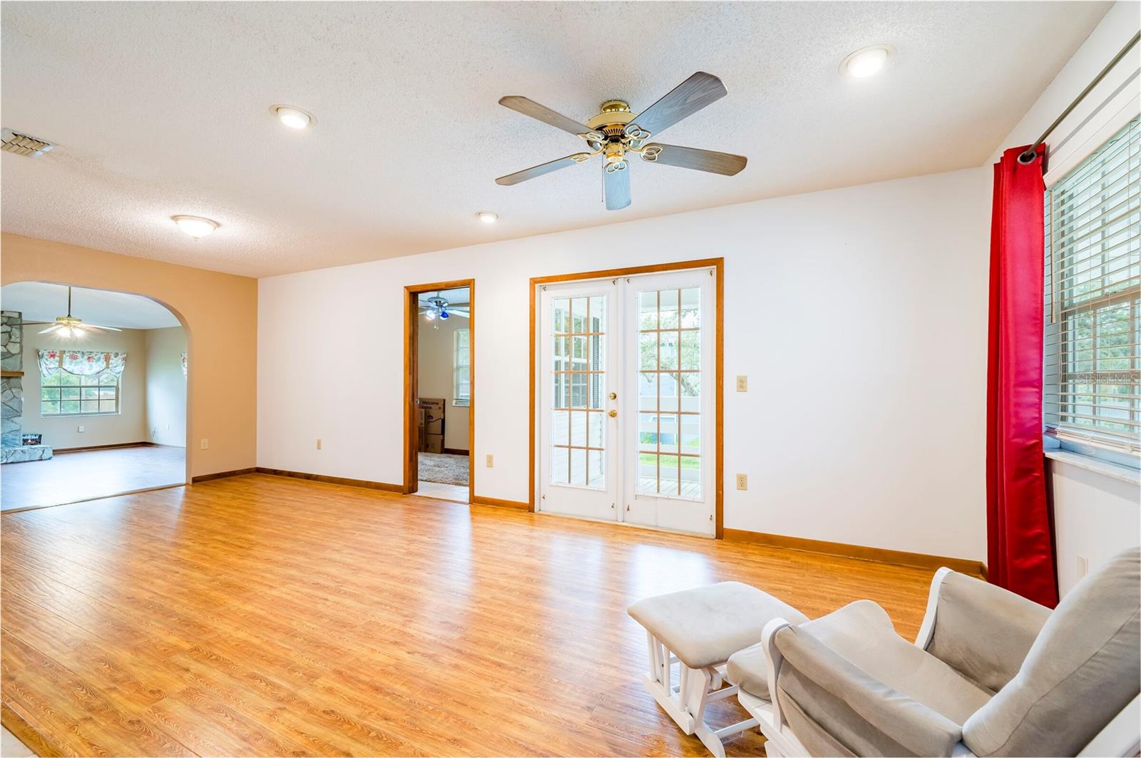 12055 MURRAY AVE — photo 39