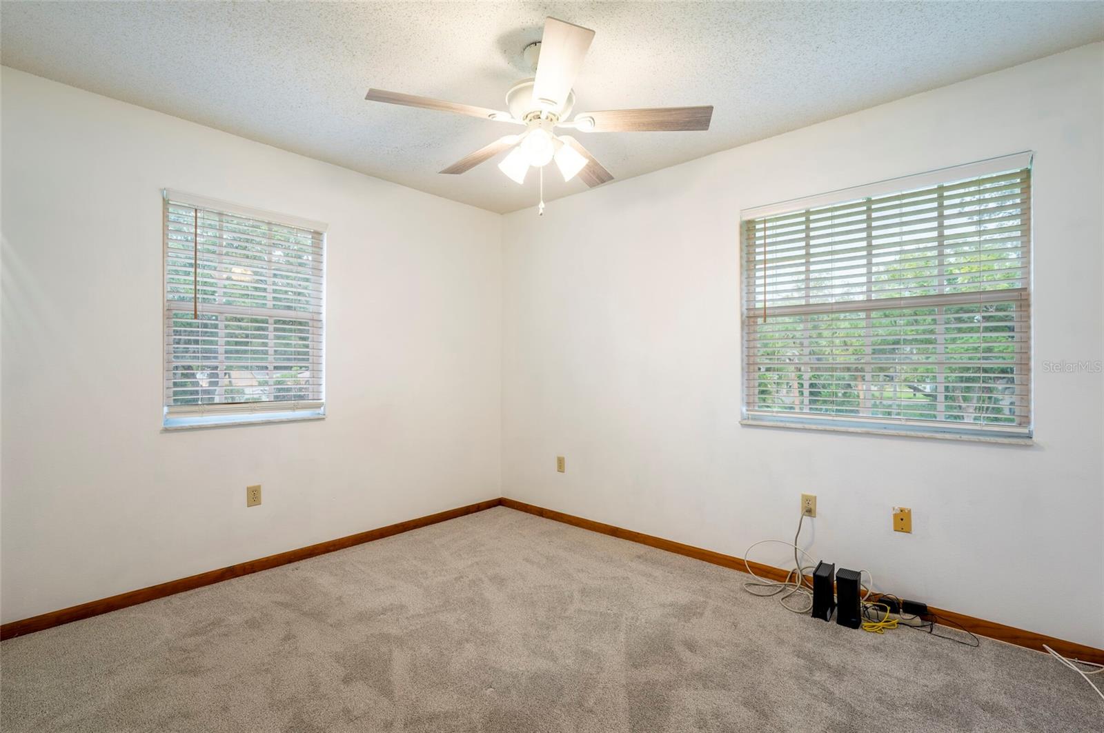 12055 MURRAY AVE — photo 15