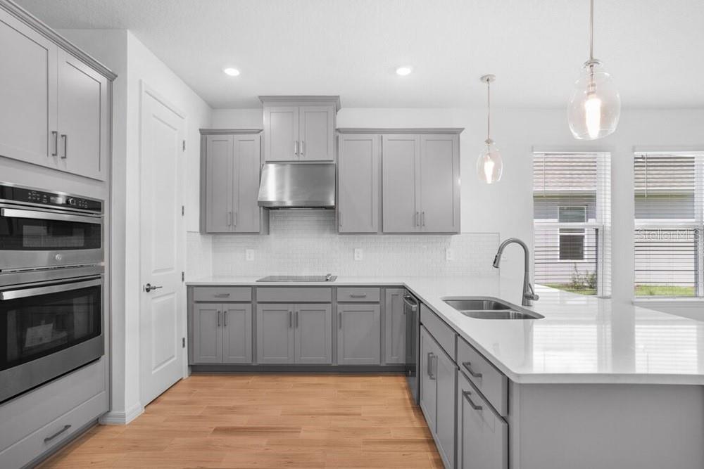 735 STEEL DR — photo 5