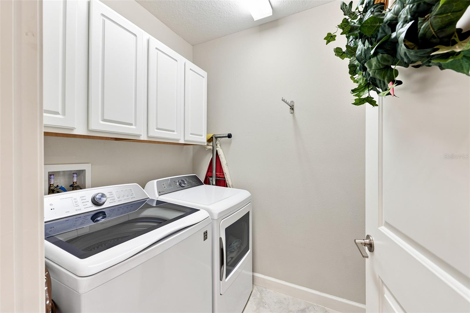 5305 STOIC VALE DR — photo 38