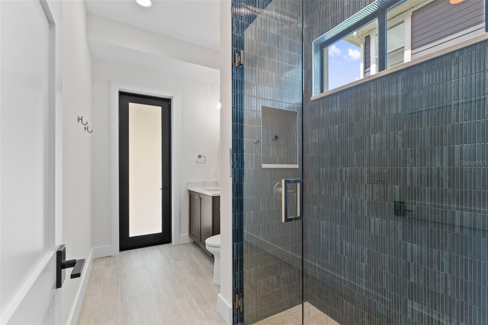 4302 W OBISPO ST — photo 12