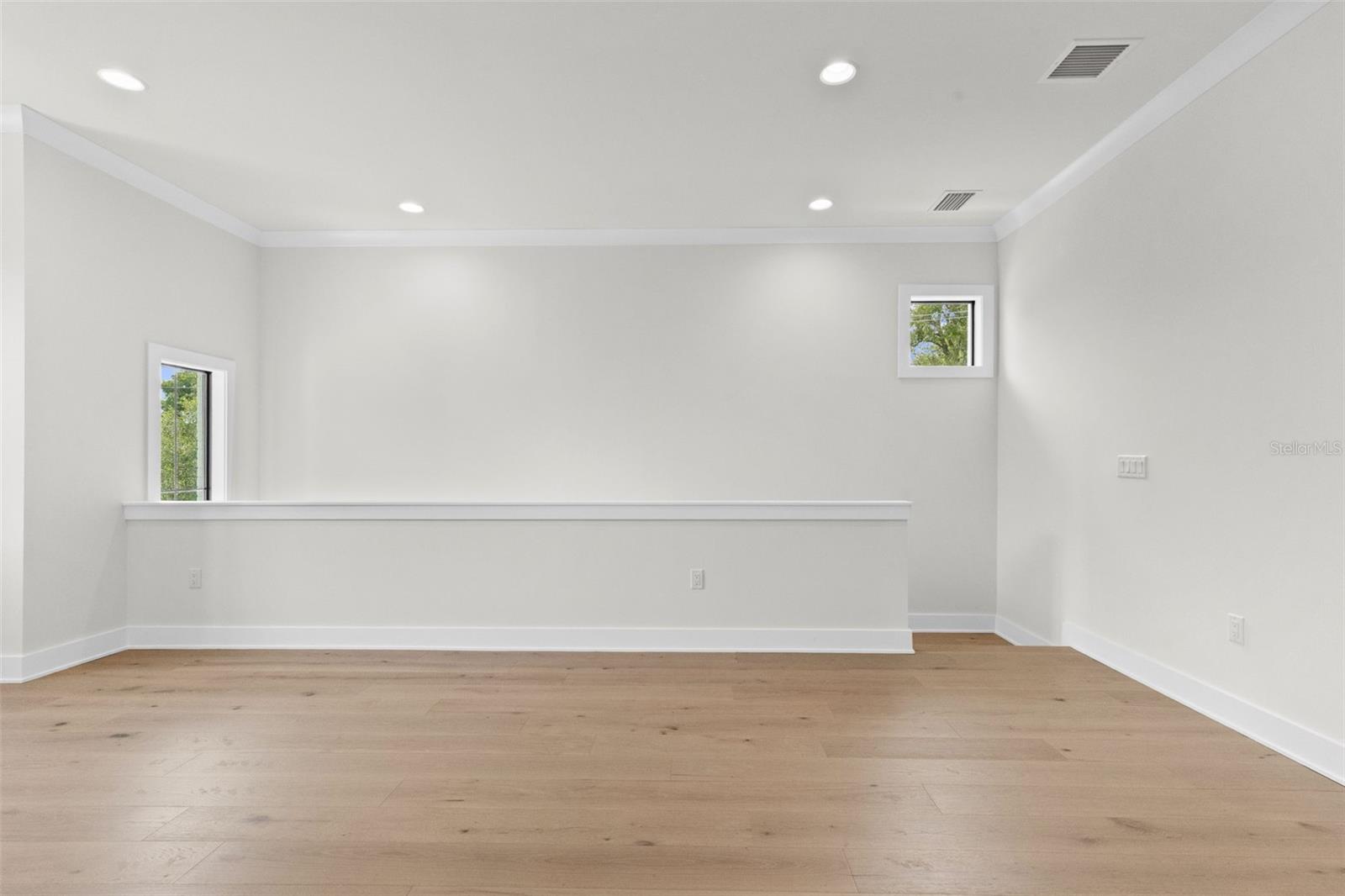 4302 W OBISPO ST — photo 18