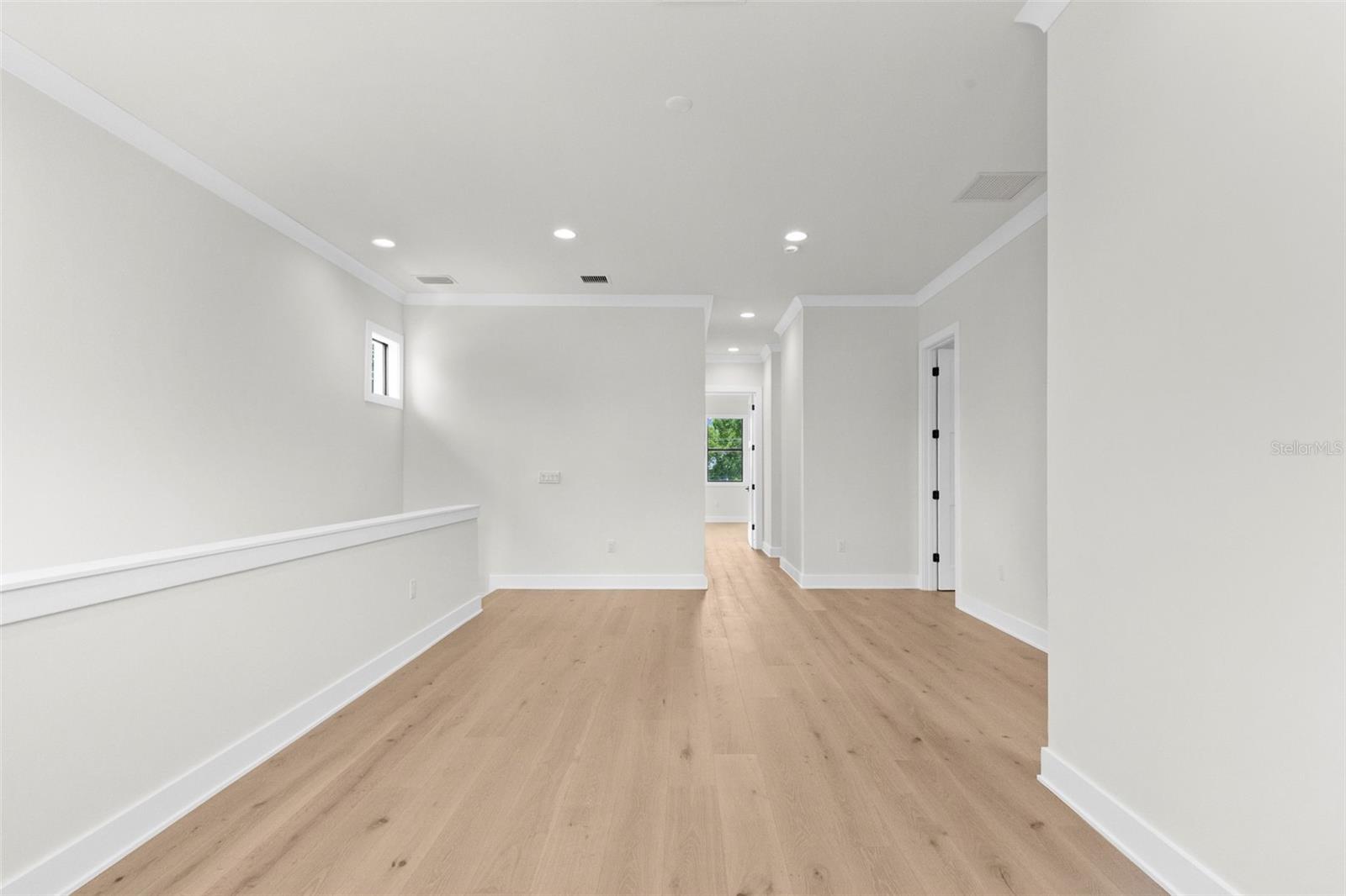 4302 W OBISPO ST — photo 20