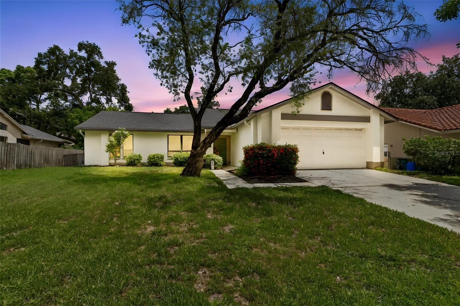 525 WALKER RD — photo 41