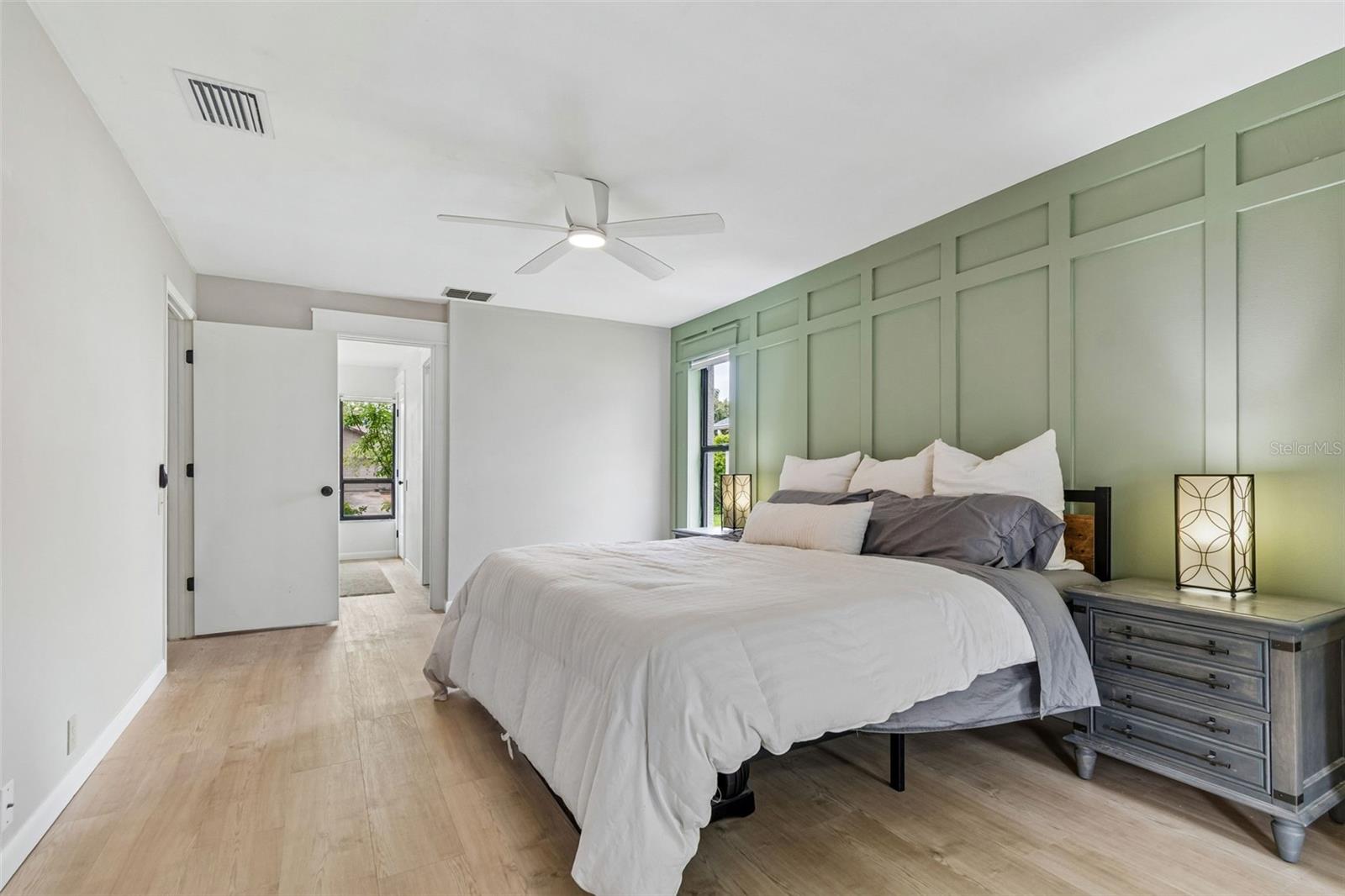 525 WALKER RD — photo 15