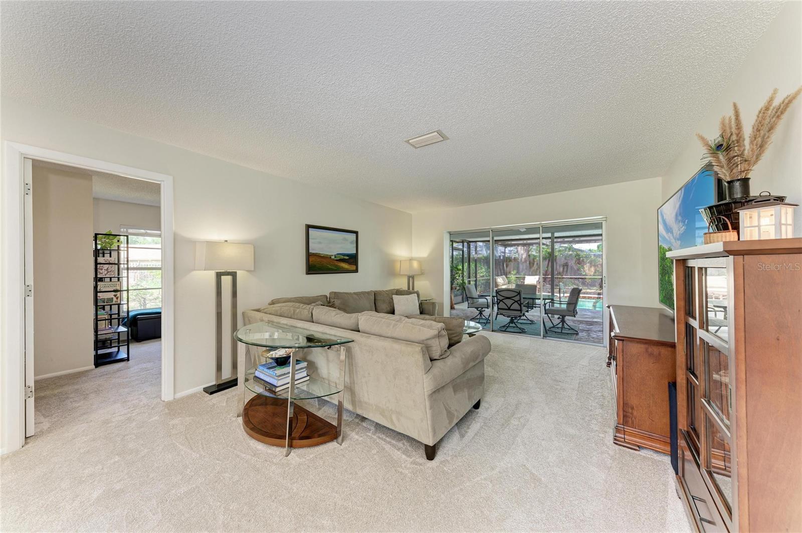 3980 LEMONWOOD DR — photo 2