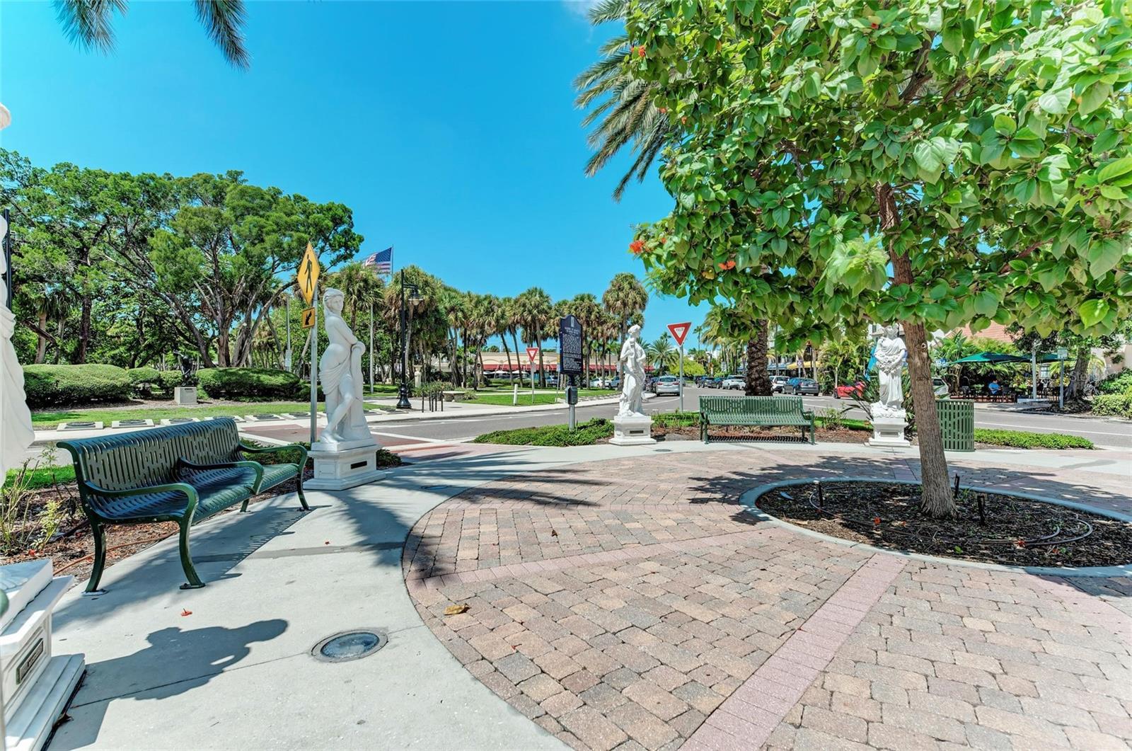 3980 LEMONWOOD DR — photo 41