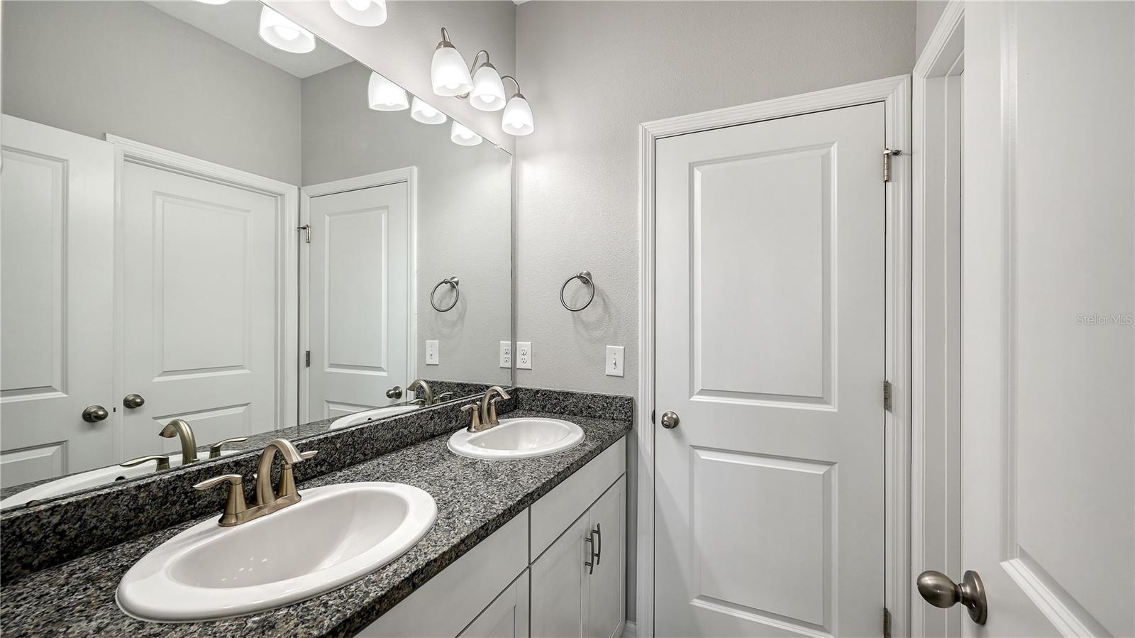 15127 LAS OLAS PL — photo 31