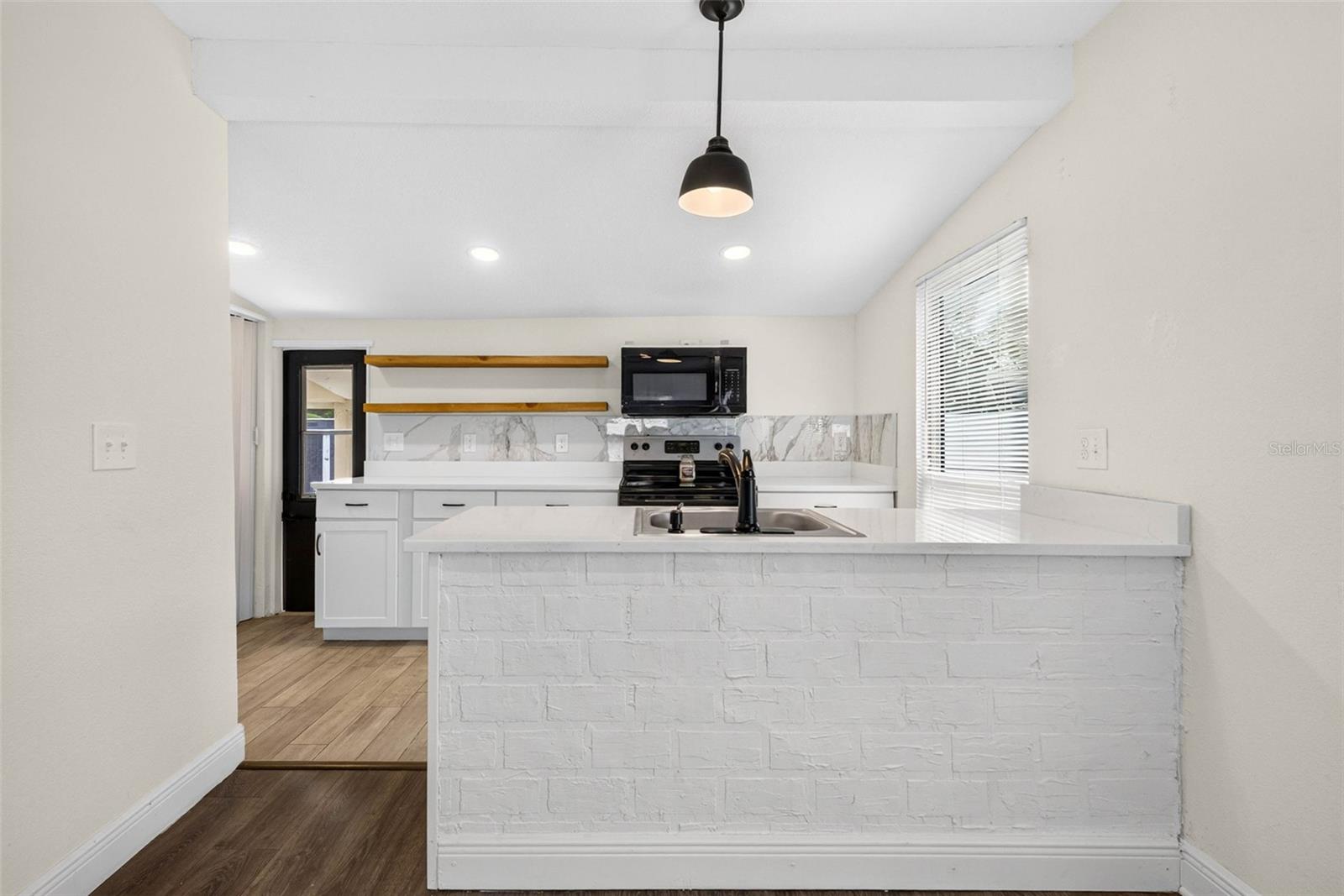14352 LAWRENCE ST — photo 9