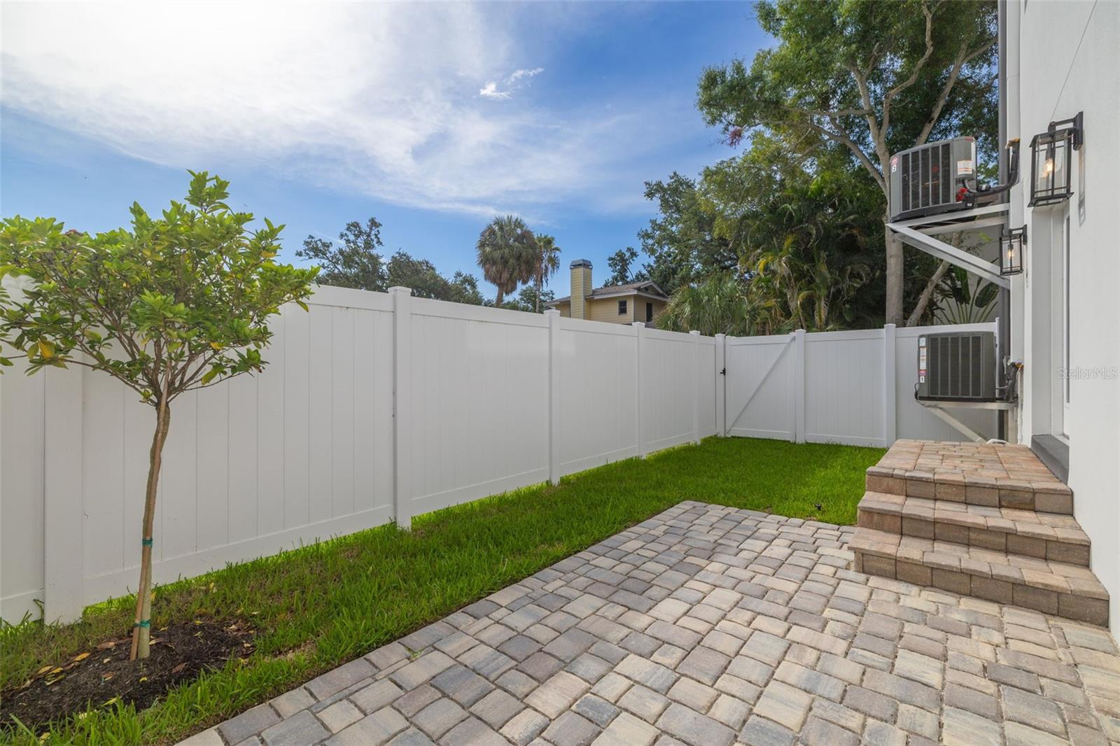 5210 BAYSHORE BLVD #3 — photo 33