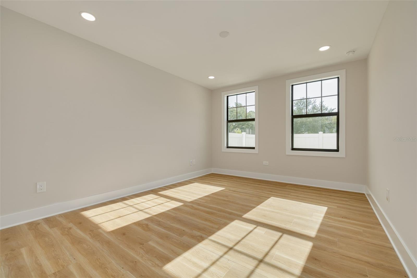5210 BAYSHORE BLVD #3 — photo 31