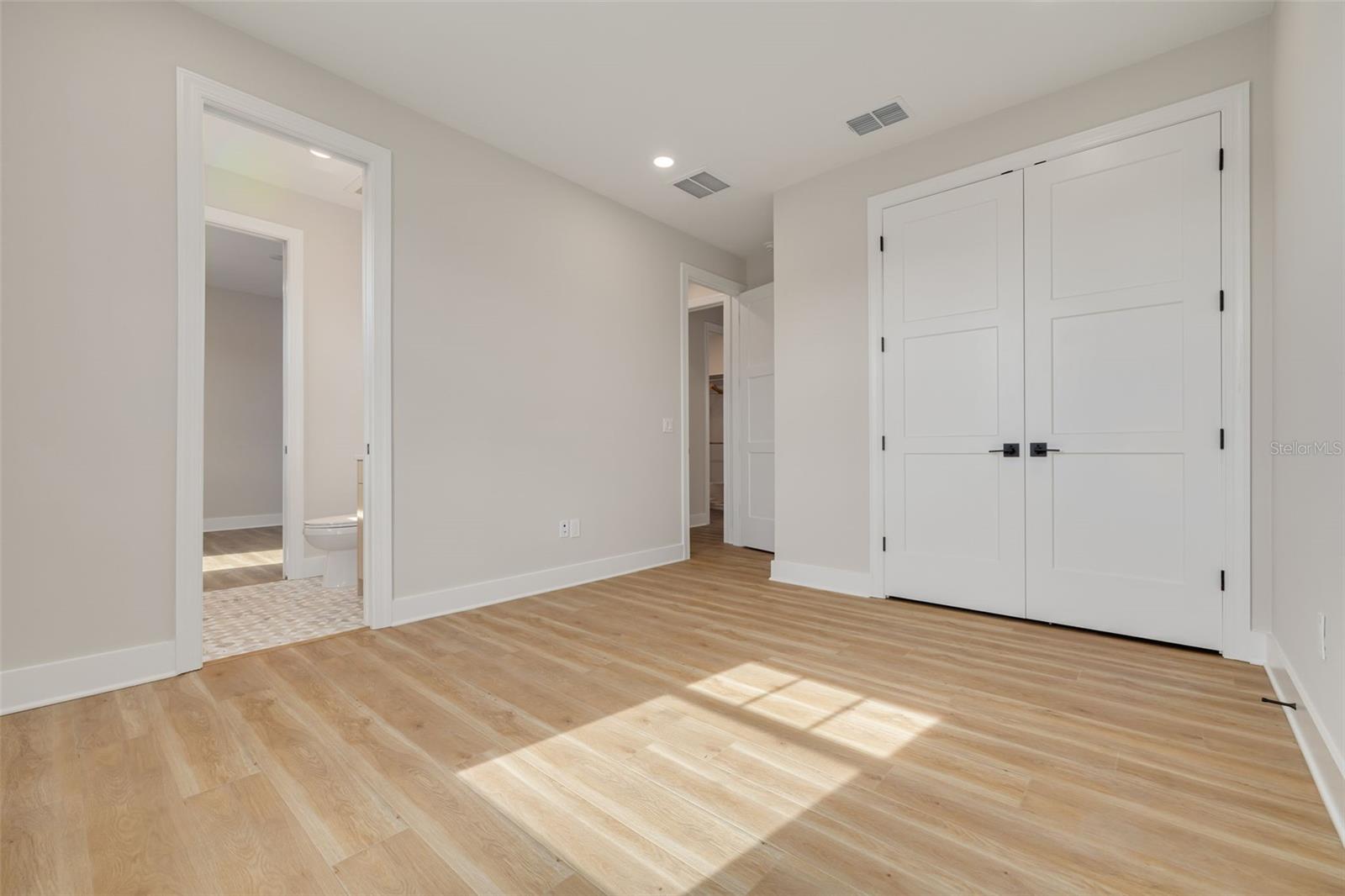 5210 BAYSHORE BLVD #3 — photo 23
