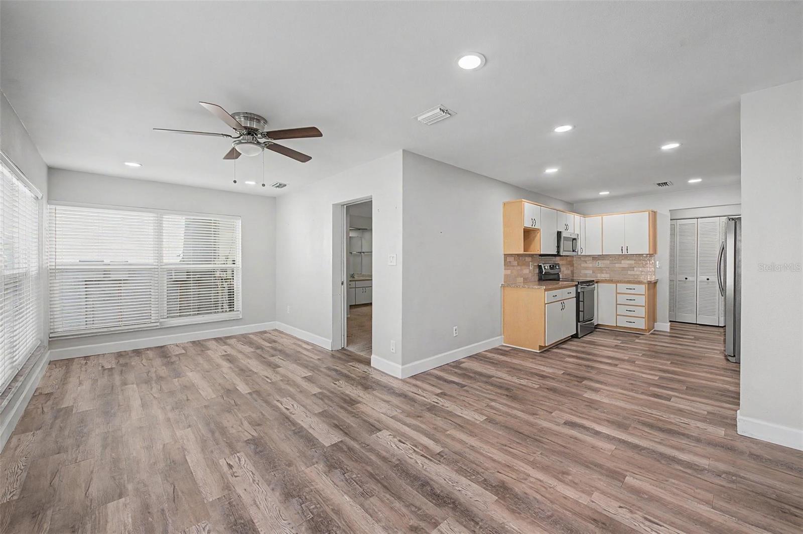3419 ANNETTE CT — photo 11