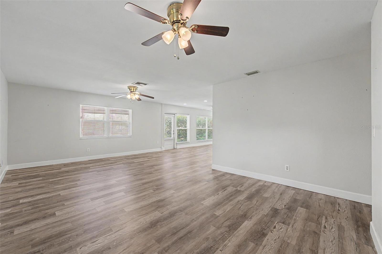 3419 ANNETTE CT — photo 14