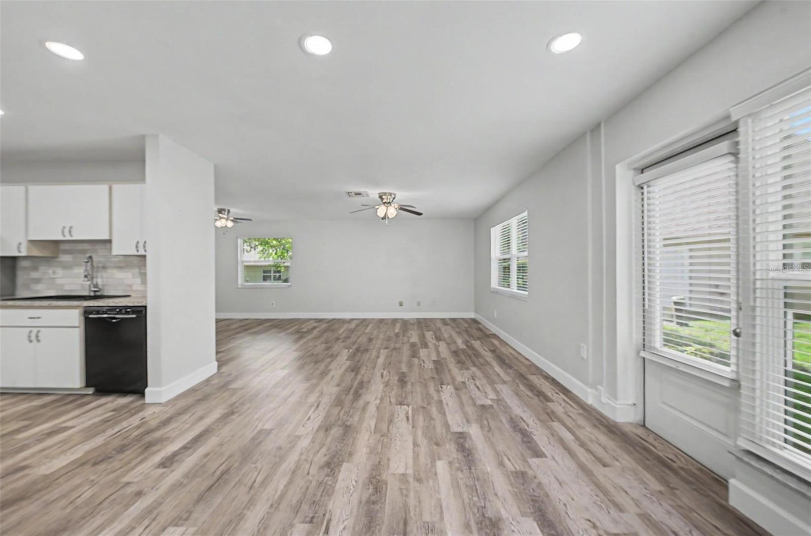 3419 ANNETTE CT — photo 10