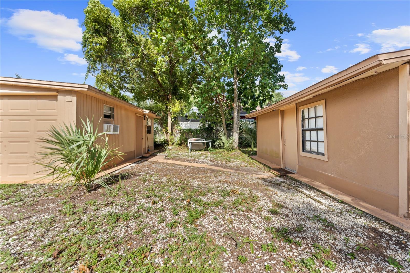 2615 W COMANCHE AVE — photo 18