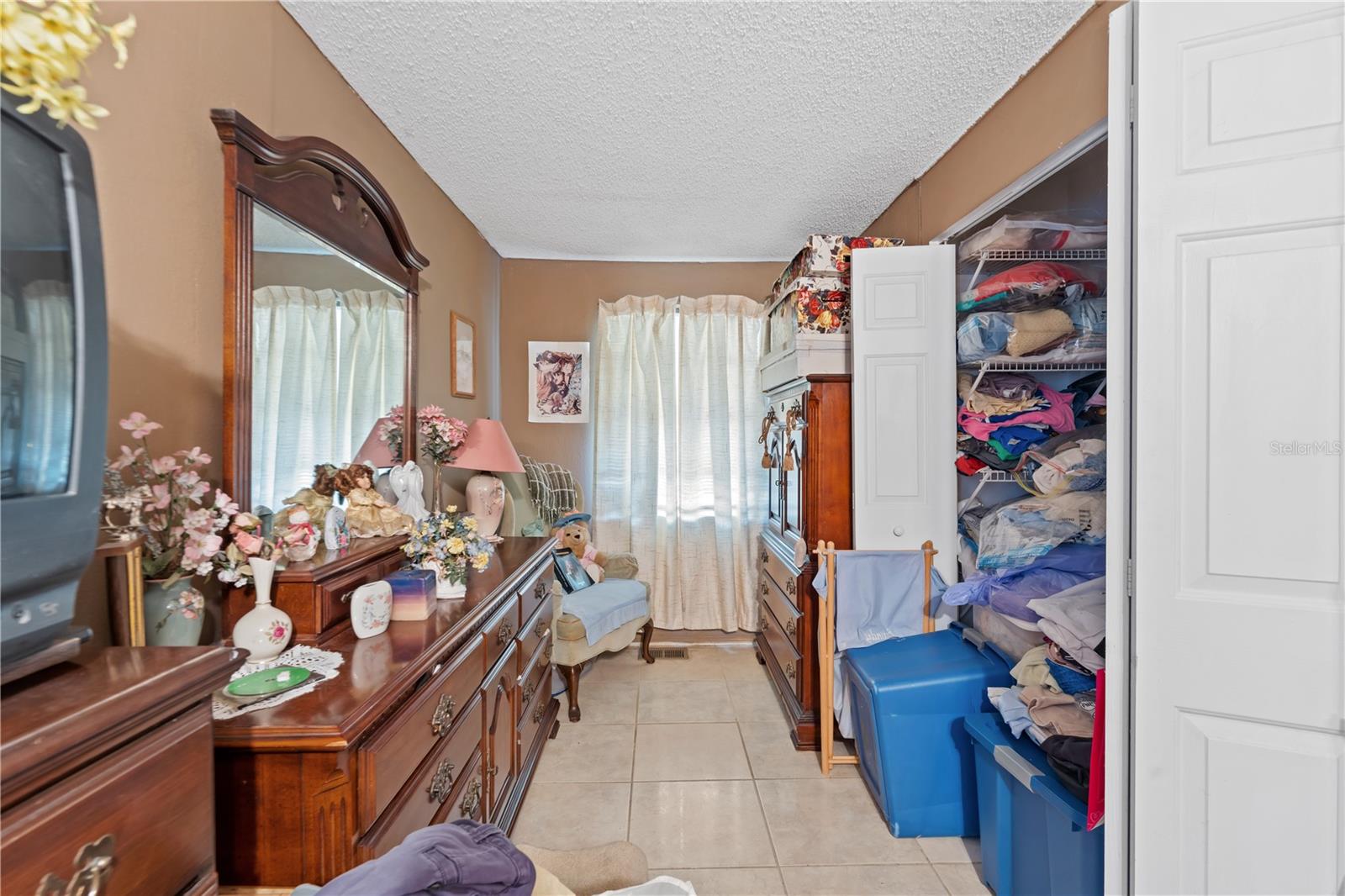 2615 W COMANCHE AVE — photo 24