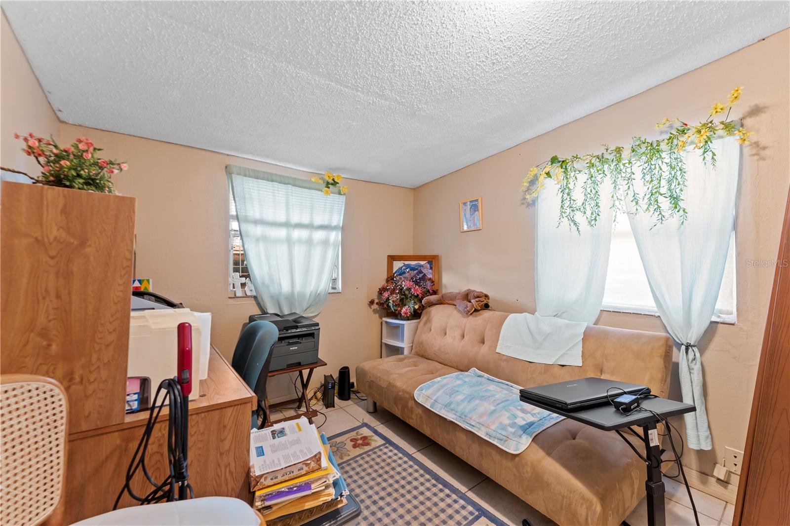 2615 W COMANCHE AVE — photo 33